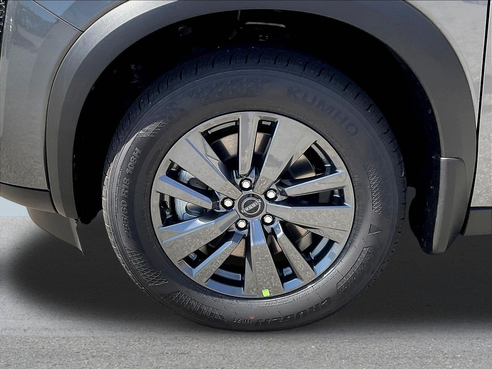 New 2026 Nissan Pathfinder SV w/ SV Premium Package FWD image 12