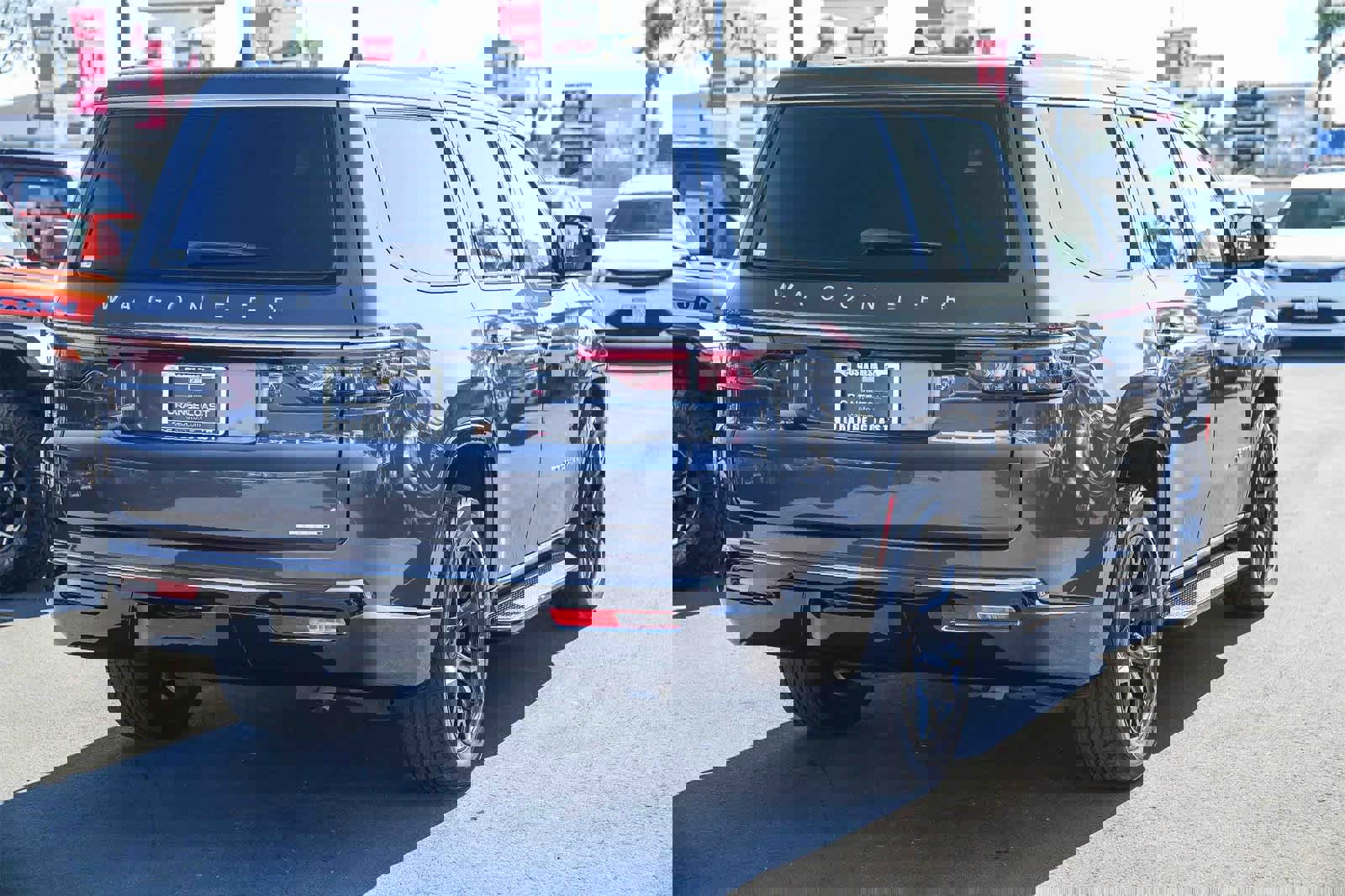 Used 2022 Jeep Wagoneer Series II image 4