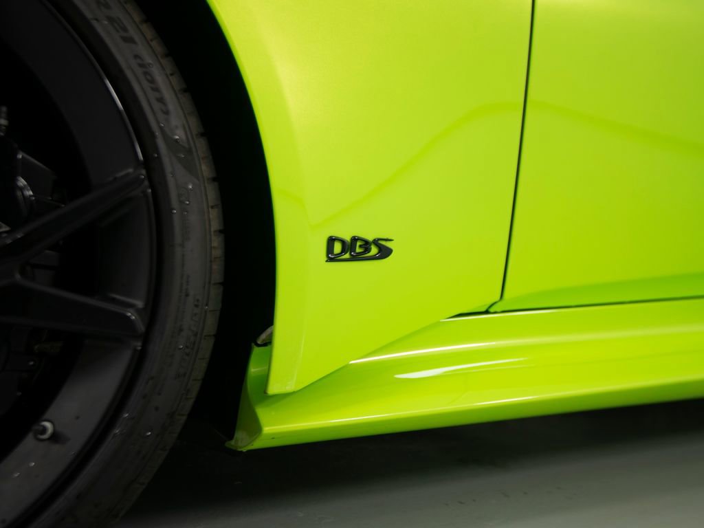 Used 2022 Aston Martin DBS Superleggera RWD image 40