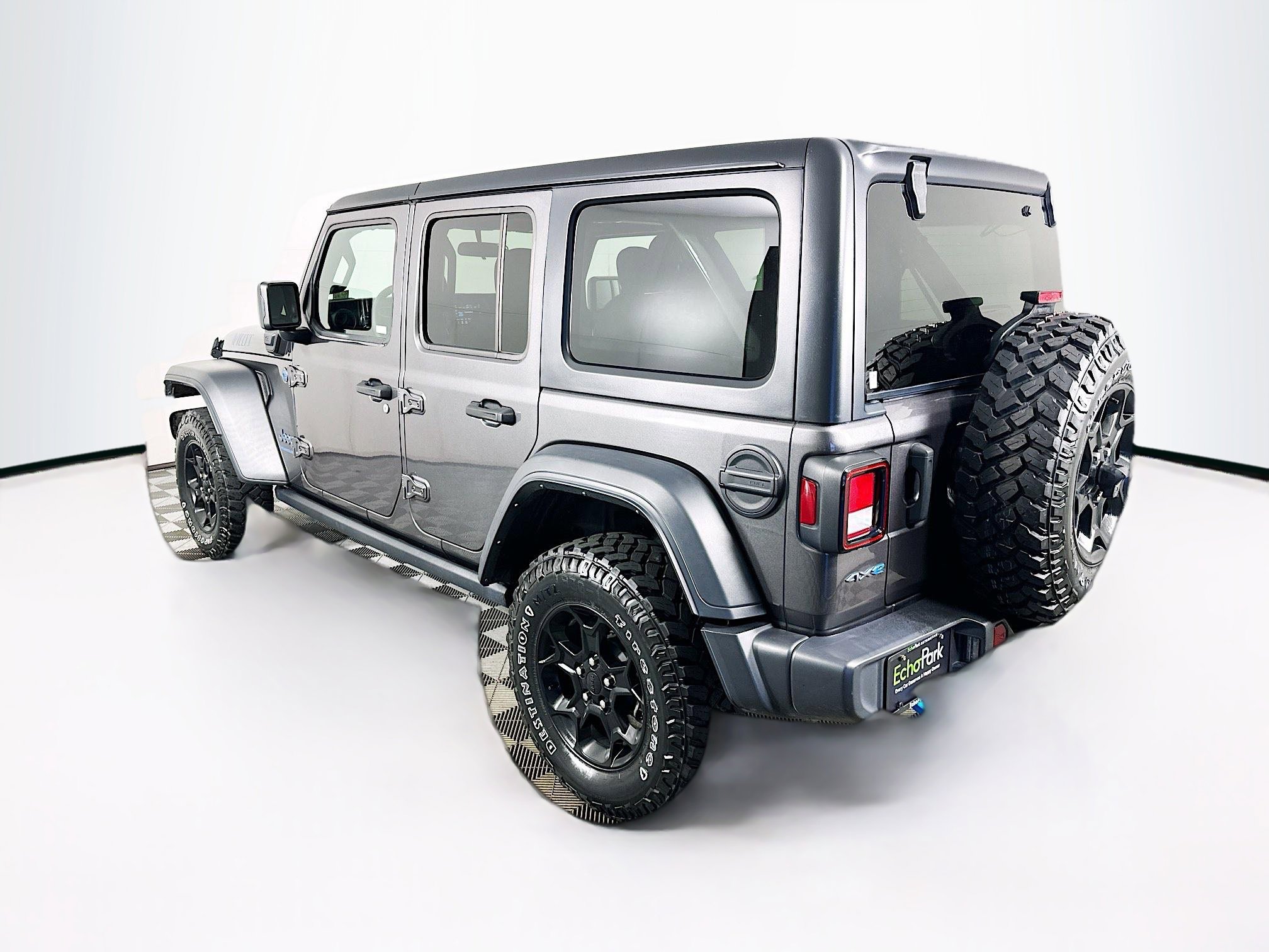 Used 2023 Jeep Wrangler Unlimited w/ Cold Weather Group image 5