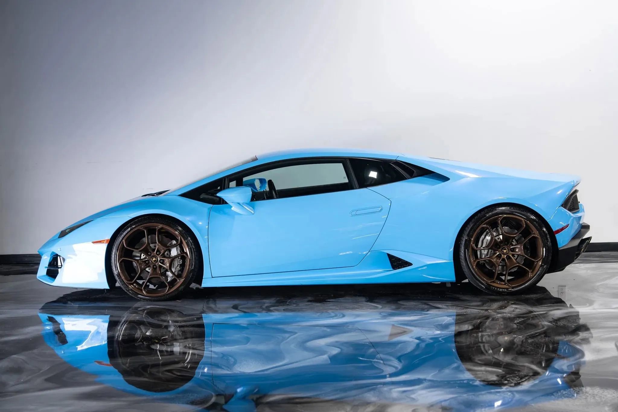 Used 2017 Lamborghini Huracan LP 580-2 image 15