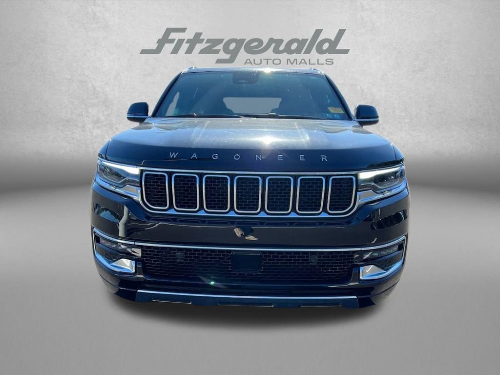 Used 2024 Jeep Wagoneer Series III AWD/4WD image 5