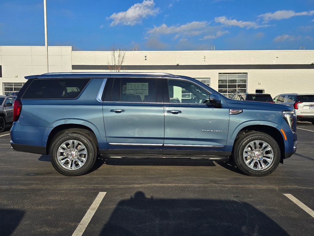 New 2026 GMC Yukon XL Denali w/ Advanced Technology Package image 10