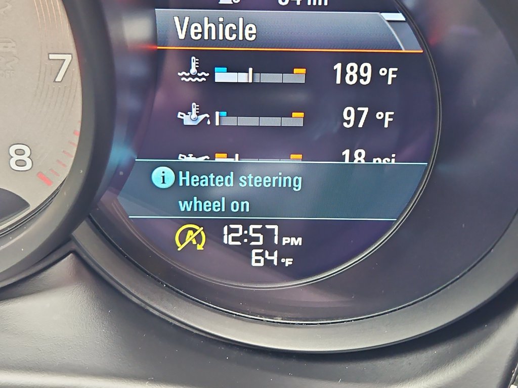 Certified 2023 Porsche Macan S AWD/4WD image 25