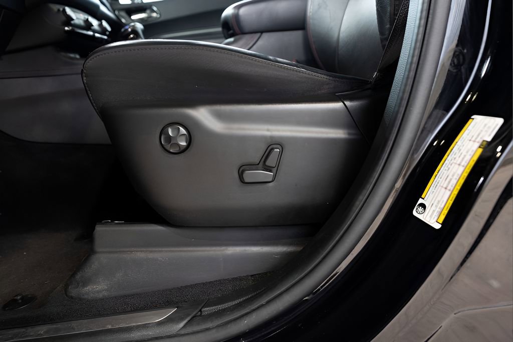 Used 2022 Dodge Durango R/T w/ Blacktop Package AWD/4WD image 50