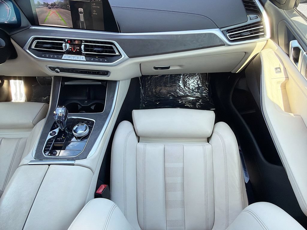 Used 2021 BMW X5 sDrive40i w/ M Sport Package RWD image 17
