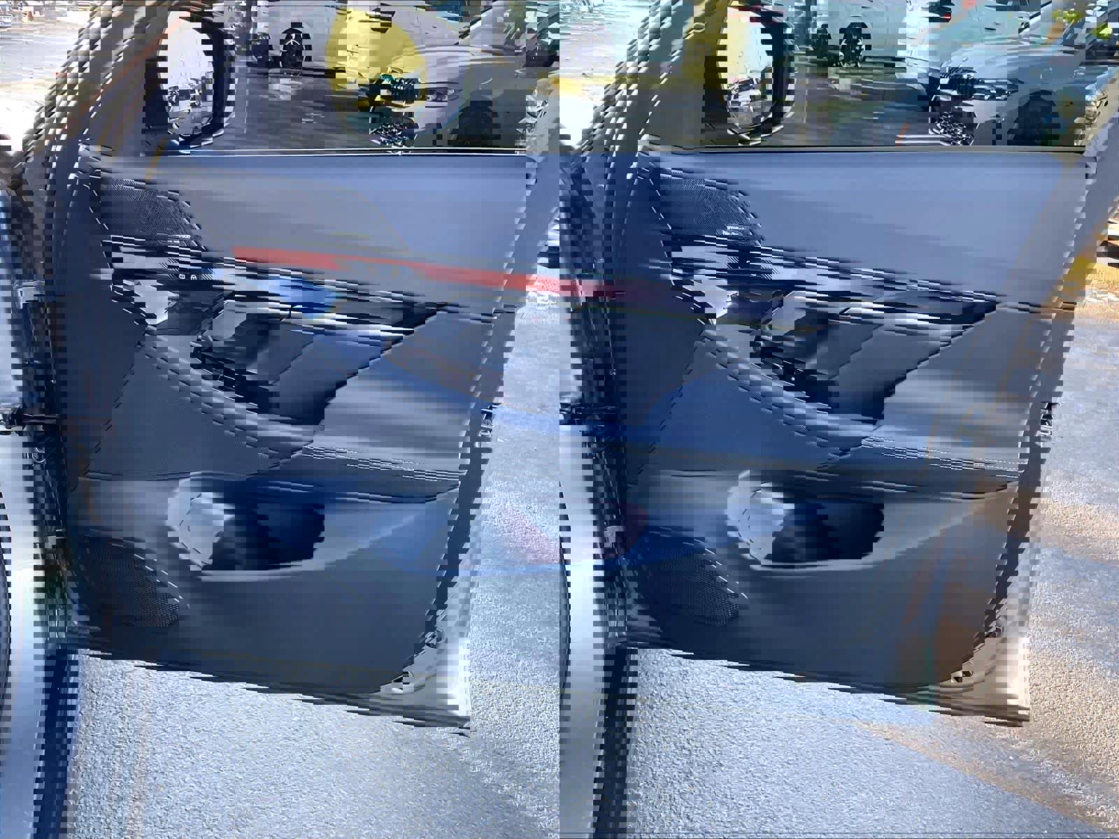 Used 2026 BMW i5 eDrive40 w/ Premium Package image 24