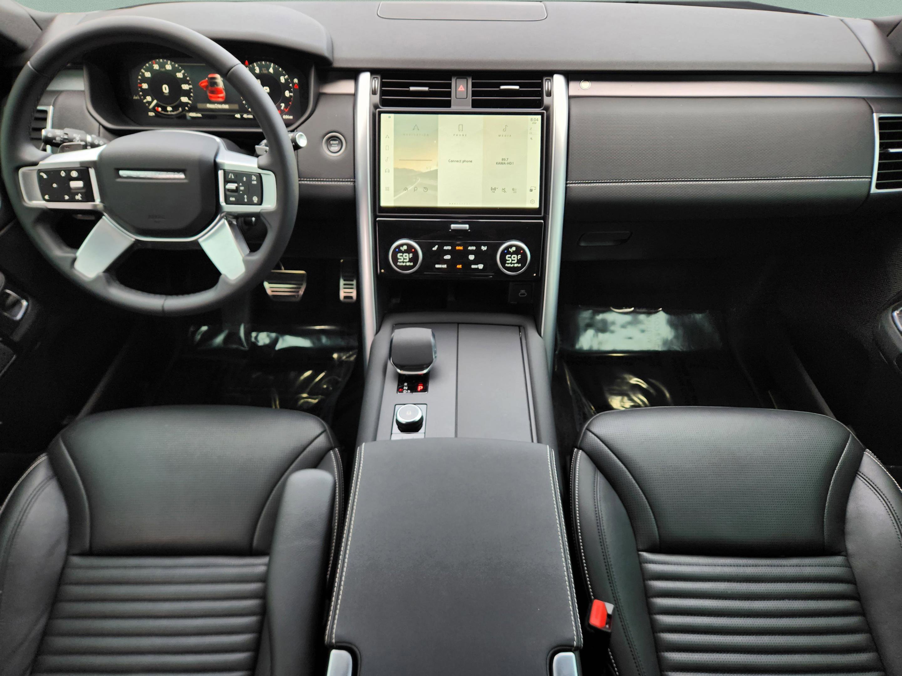 Certified 2025 Land Rover Discovery Dynamic SE AWD/4WD image 23