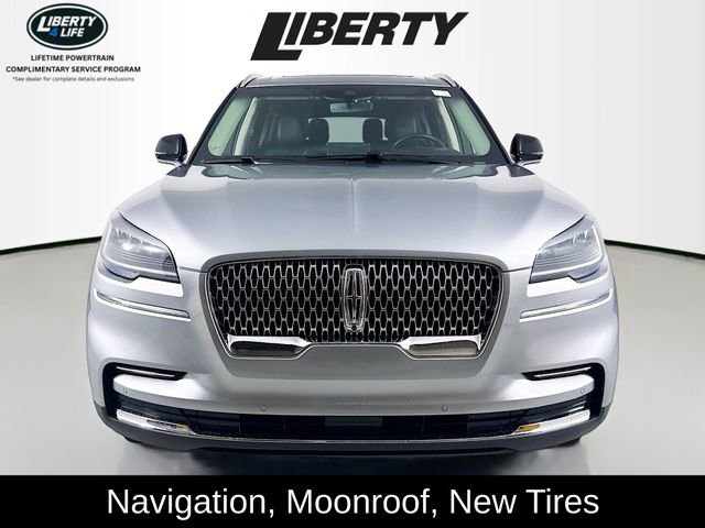 Used 2023 Lincoln Aviator Reserve w/ Elements Package Plus image 2