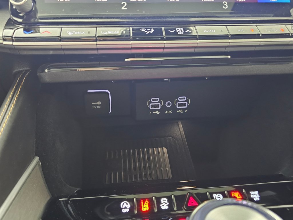 New 2026 Jeep Grand Wagoneer 4WD image 32