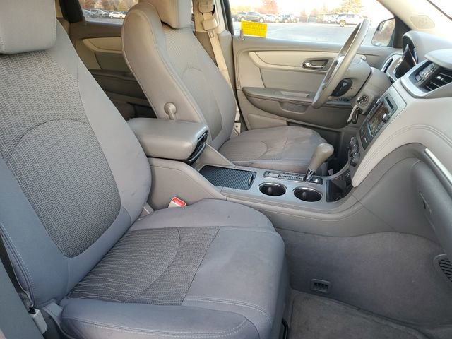 Used 2014 Chevrolet Traverse LS image 30