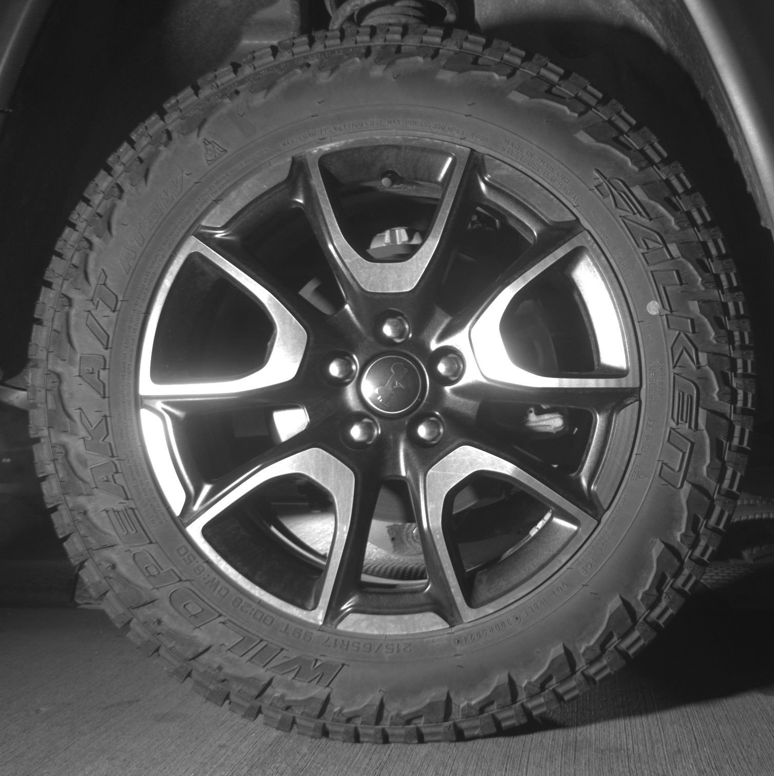 Used 2025 Jeep Compass Trailhawk AWD/4WD image 15