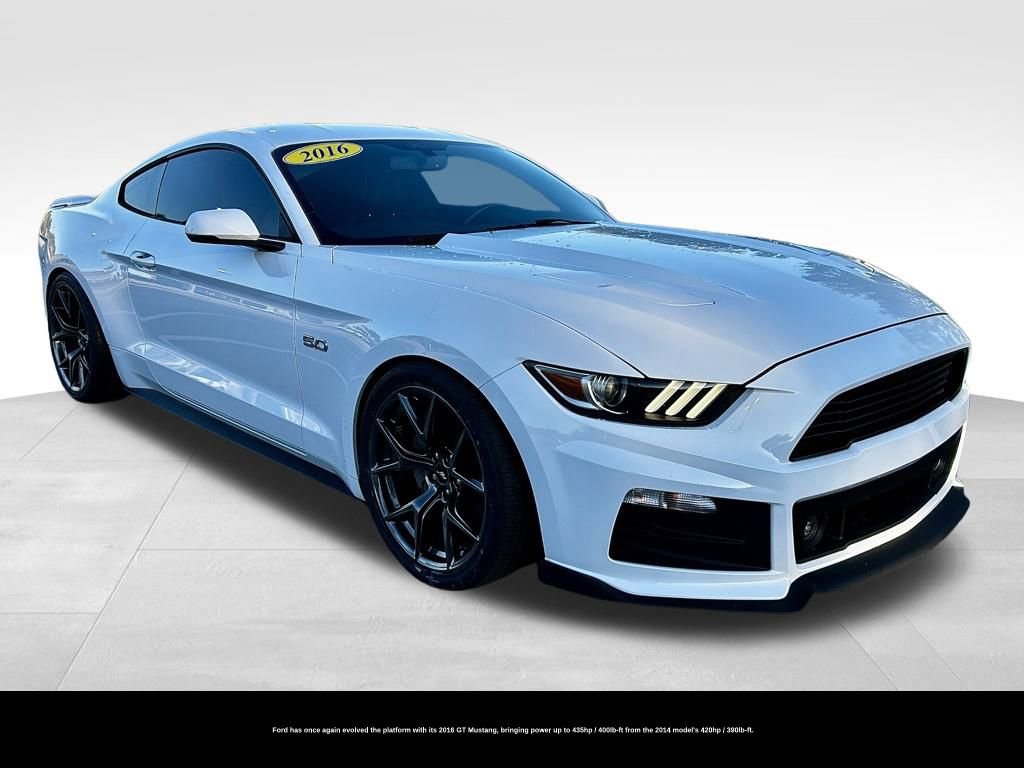 Used 2016 Ford Mustang GT Premium image 3