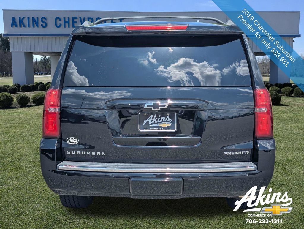 Used 2019 Chevrolet Suburban Premier AWD/4WD image 6
