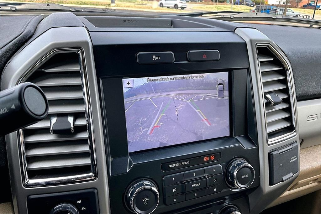 Used 2017 Ford F250 Lariat w/ Chrome Package image 14