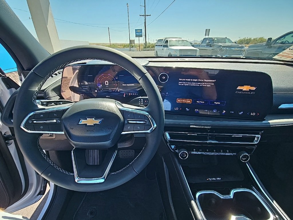 New 2026 Chevrolet Traverse LT image 17