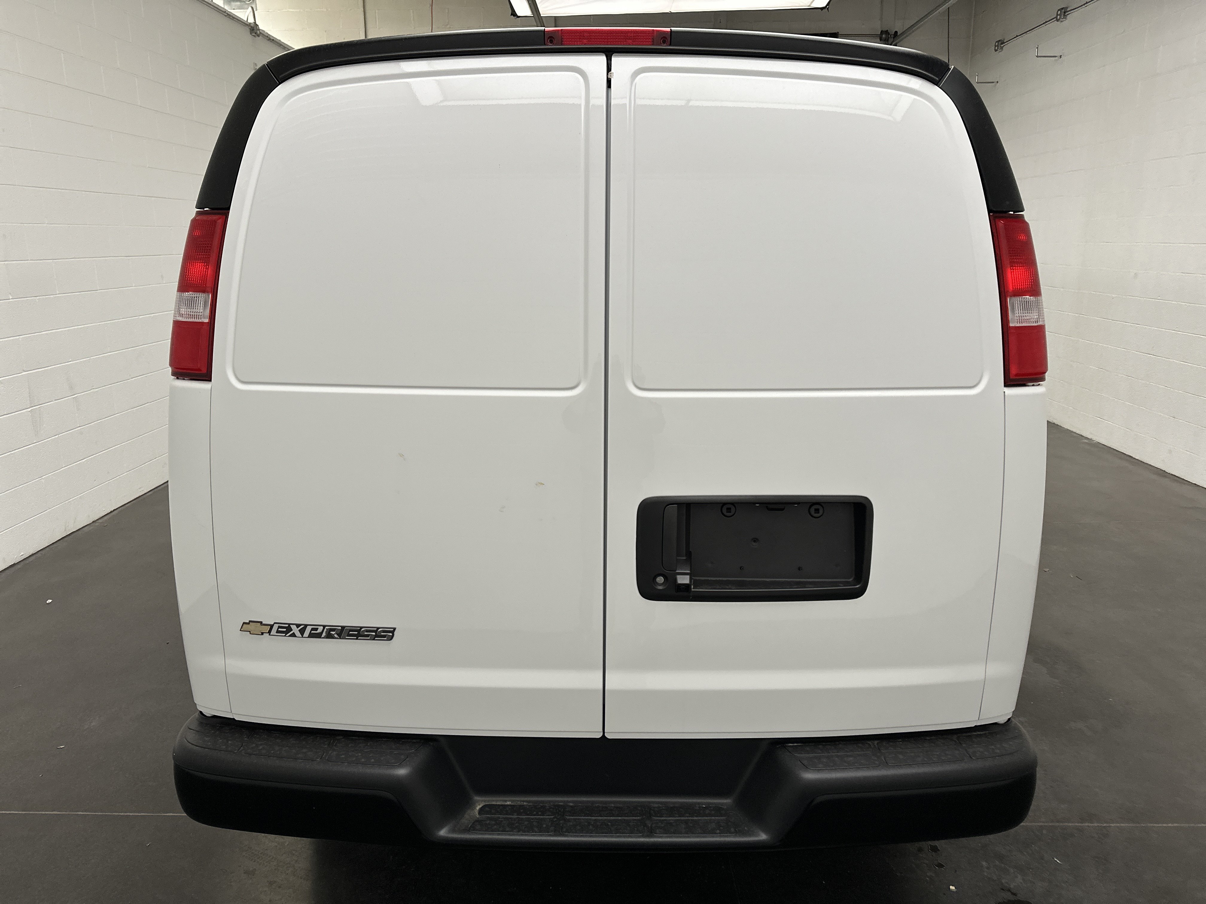 New 2026 Chevrolet Express 2500 w/ Driver Convenience Package RWD image 6