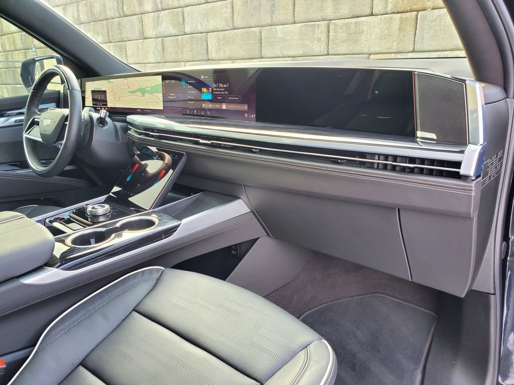 Certified 2025 Cadillac Escalade Sport image 41