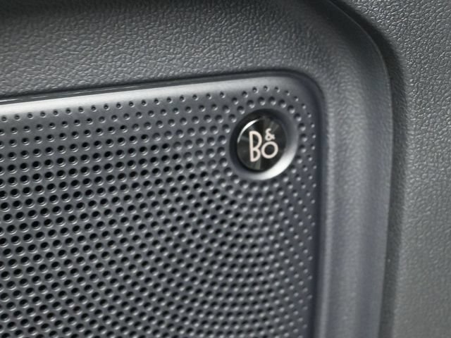New 2025 Ford Escape SE w/ PHEV Premium Package FWD image 23