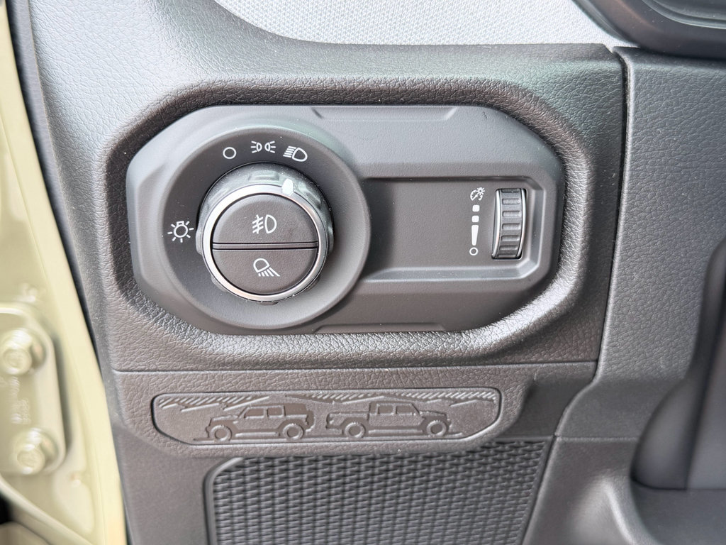 New 2026 Jeep Gladiator Sport AWD/4WD image 11