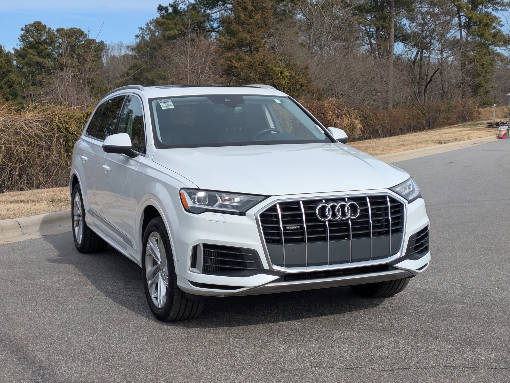 Used 2020 Audi Q7 3.0T Premium Plus image 3
