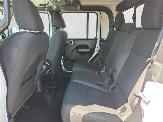 Used 2020 Jeep Gladiator Sport w/ Quick Order Package 23S AWD/4WD image 14