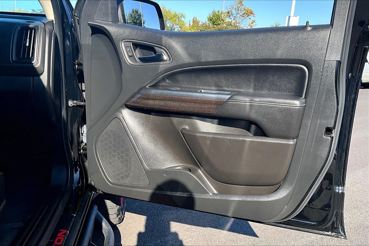 Used 2022 GMC Canyon Elevation w/ Trailering Package AWD/4WD image 21