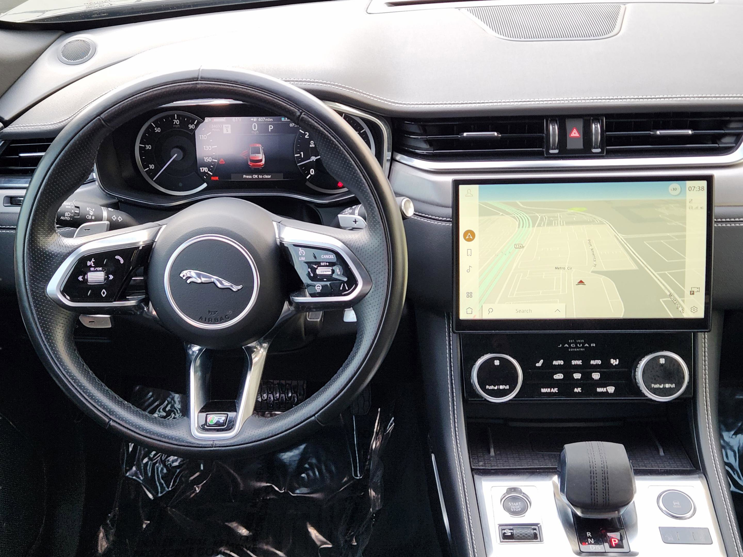 Certified 2023 Jaguar F-PACE R-Dynamic S AWD/4WD image 25