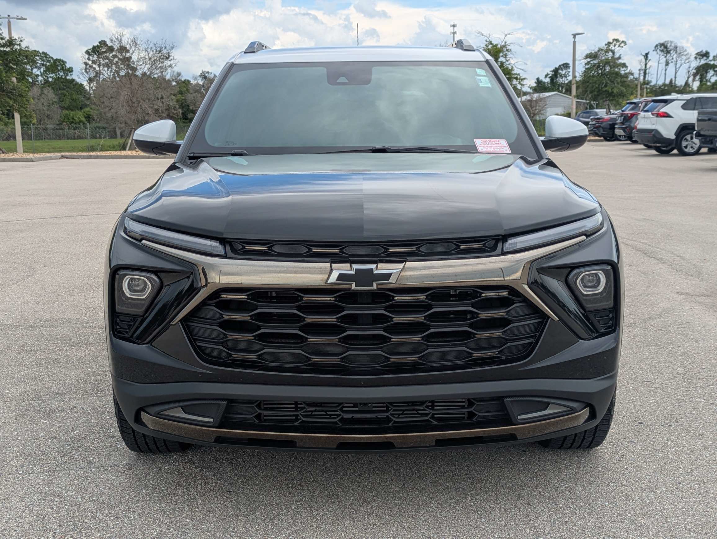 Used 2025 Chevrolet TrailBlazer ACTIV w/ Driver Confidence Package FWD image 3