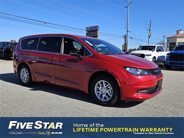 New 2026 Chrysler Voyager LX image 1