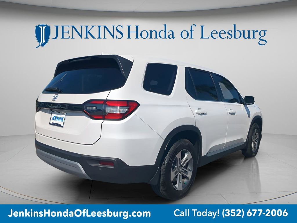 Certified 2025 Honda Pilot EX-L image 6
