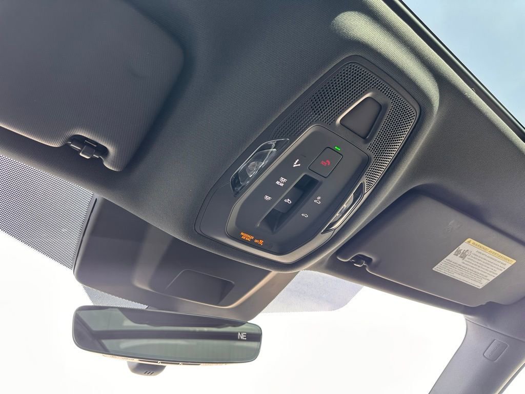 Used 2025 Audi Q5 Premium image 25