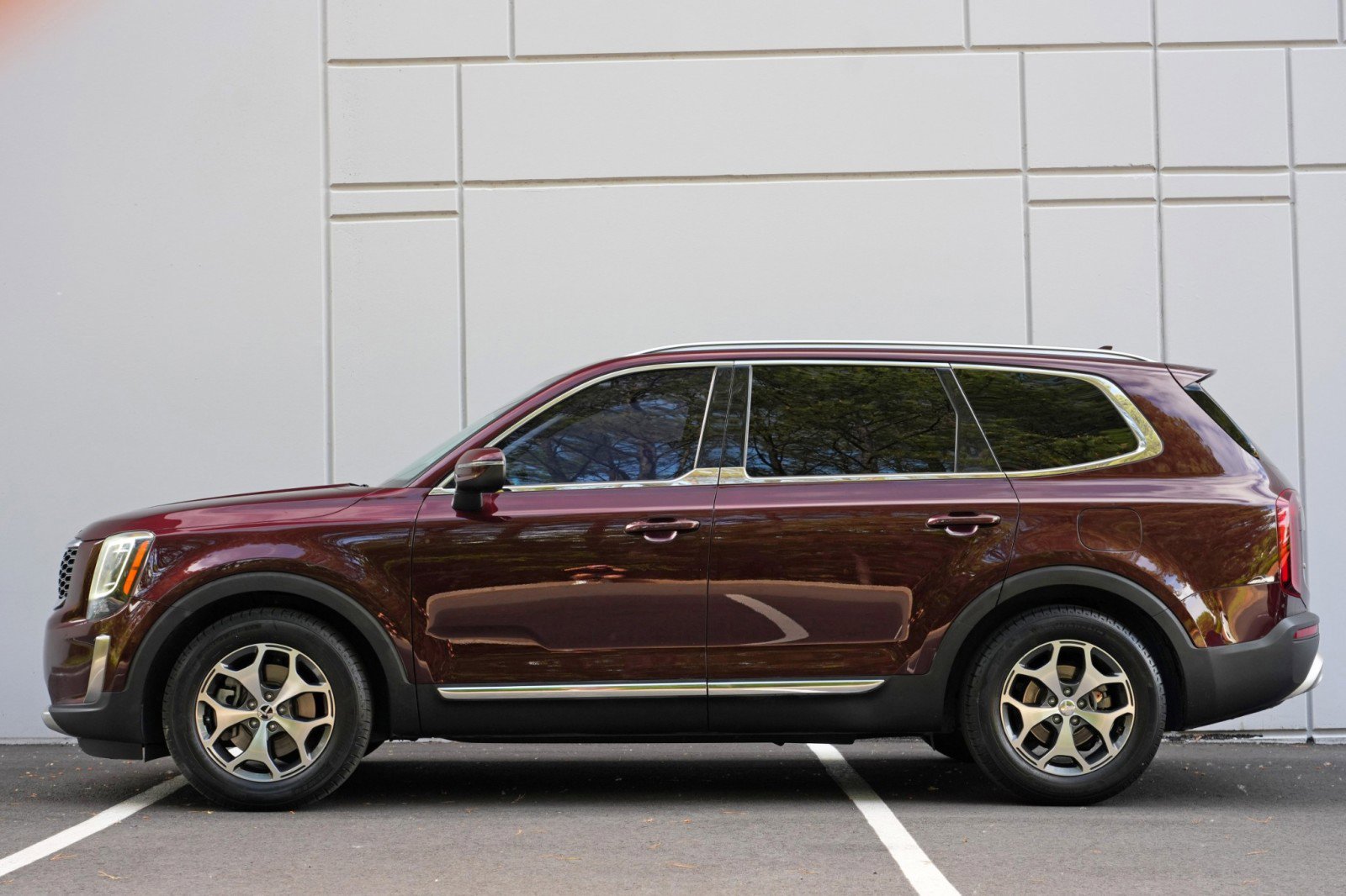 Used 2020 Kia Telluride EX AWD/4WD image 8