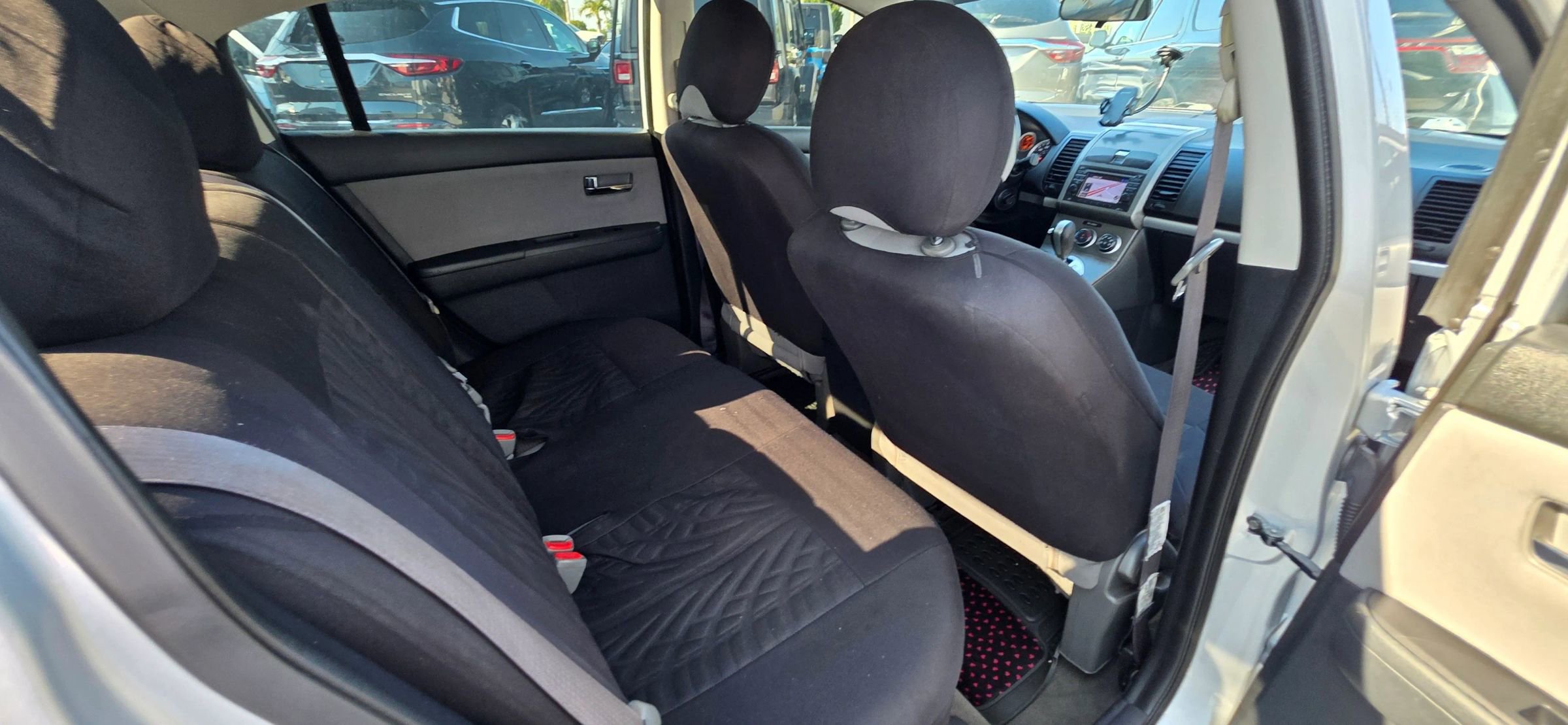 Used 2012 Nissan Sentra 2.0 SR w/ Special Edition Pkg image 14