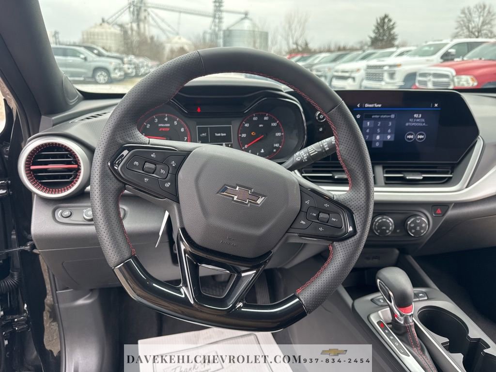 Used 2025 Chevrolet Trax RS w/ Driver Confidence Package image 20