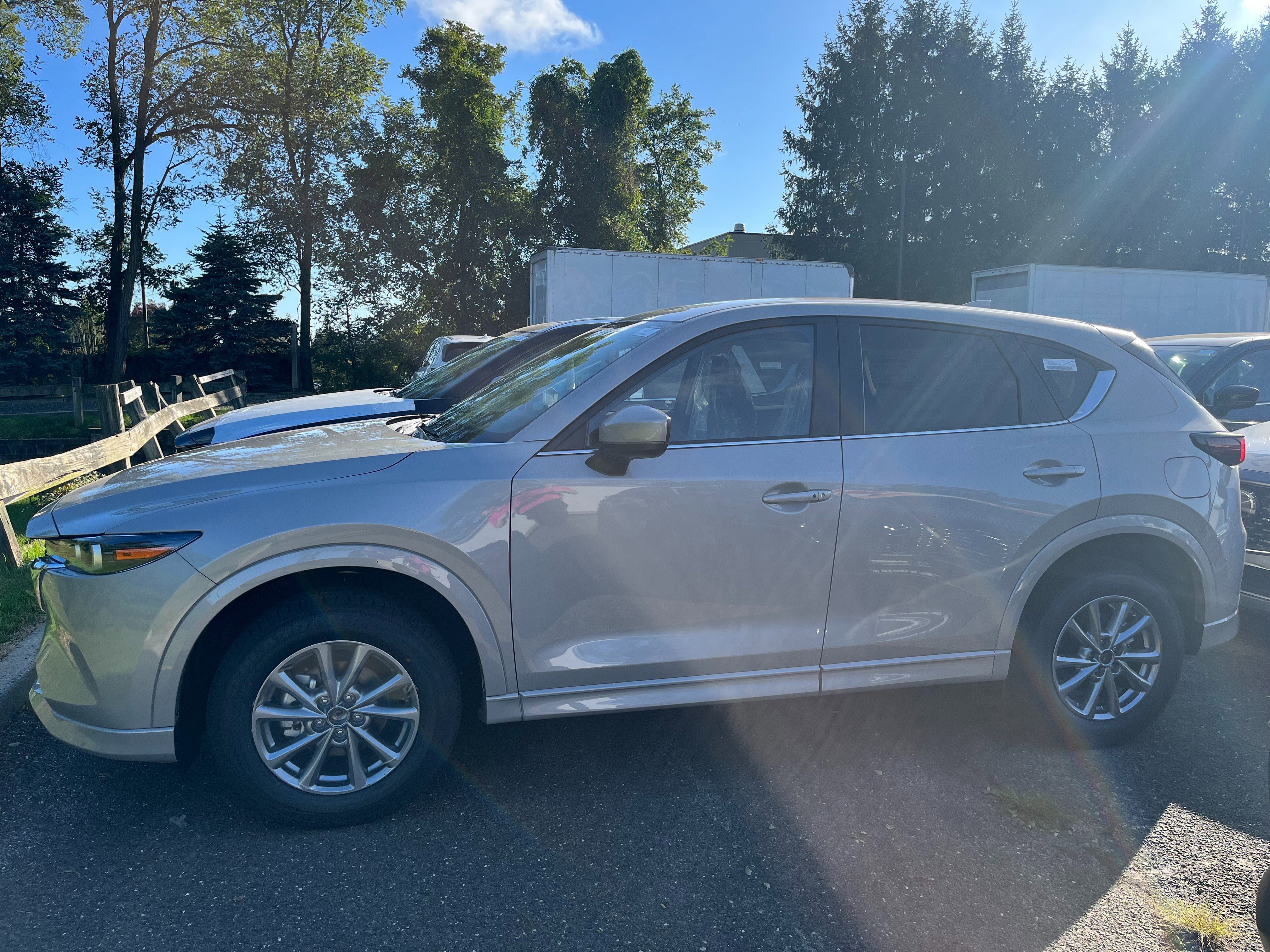 New 2025 MAZDA CX-5 AWD 2.5 S w/ Preferred Package image 2