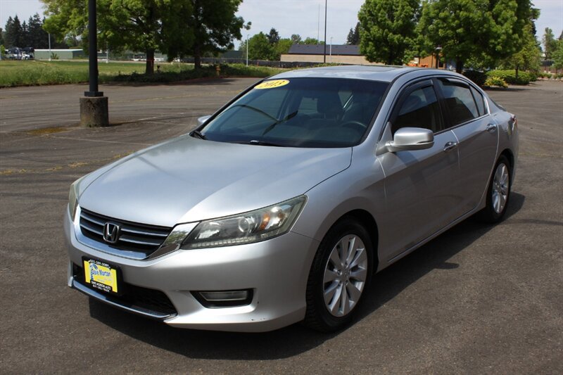 Used 2013 Honda Accord EX image 2
