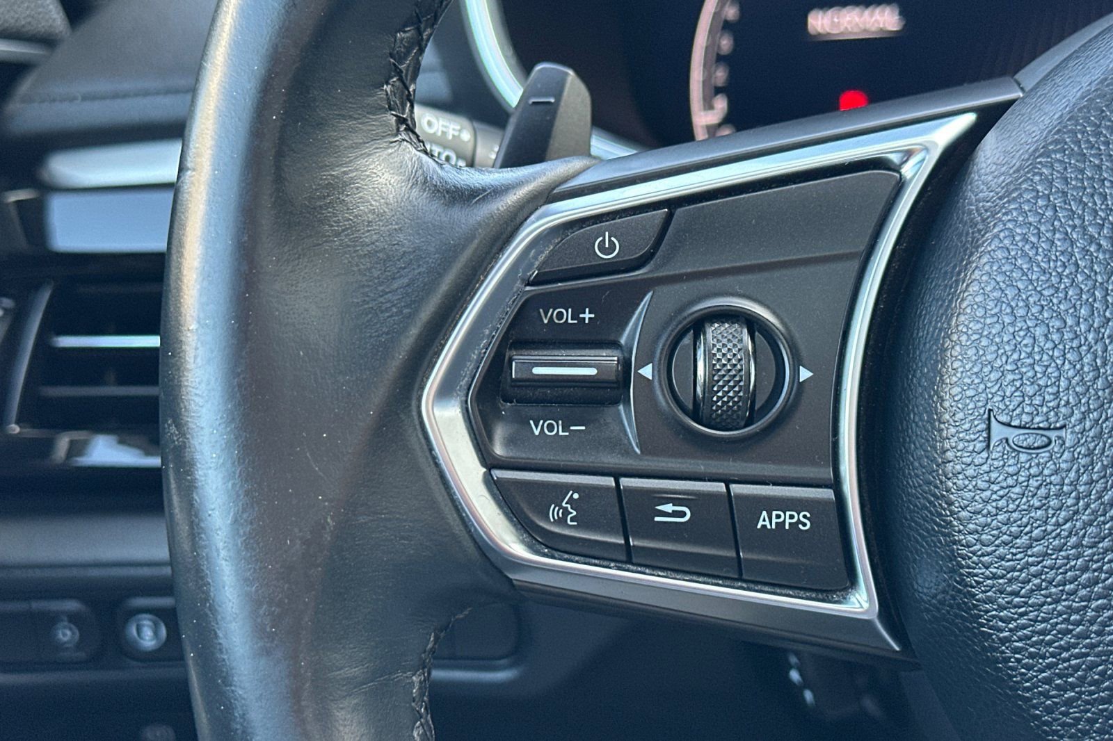 Used 2023 Acura MDX FWD w/ Technology Package image 33