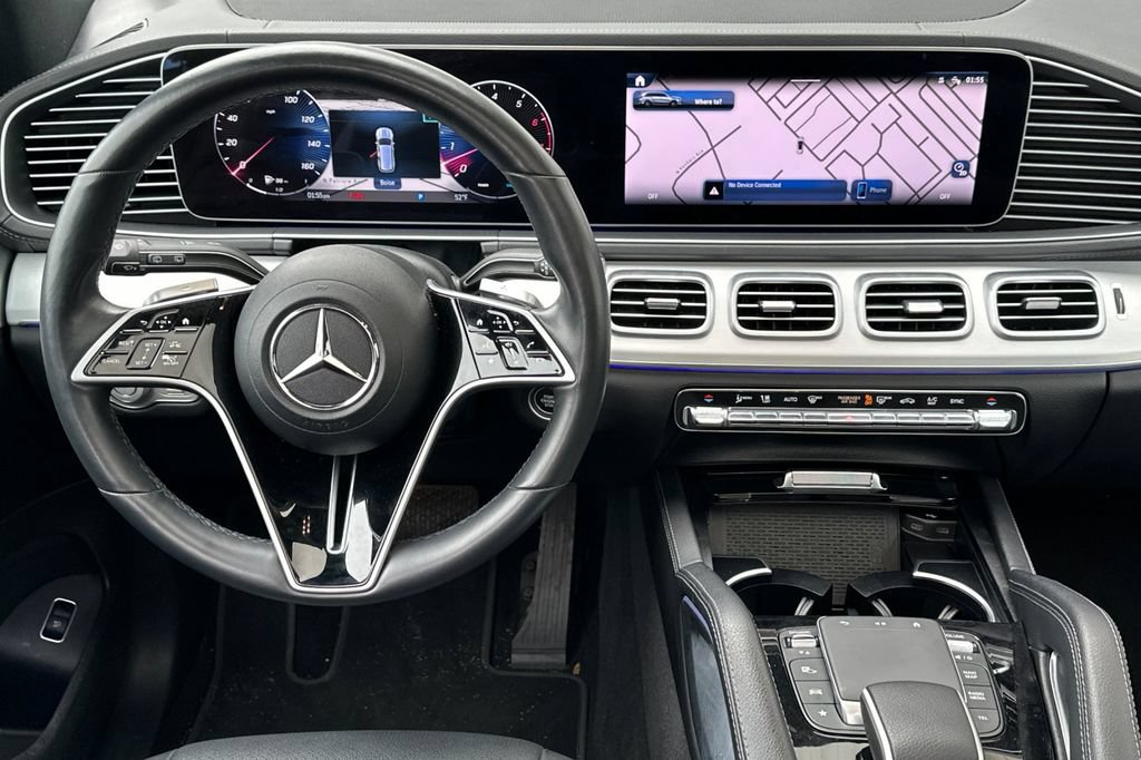 Used 2024 Mercedes-Benz GLS 450 4MATIC image 14