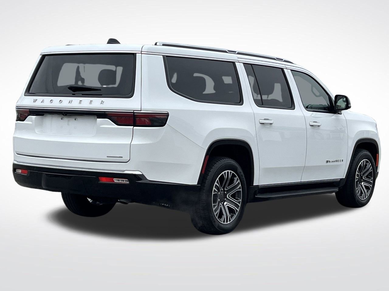 Used 2024 Jeep Wagoneer L Series II w/ Flexible Seating Group image 40