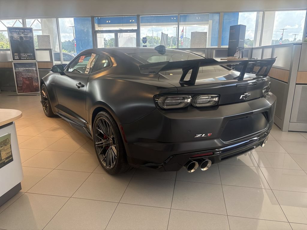Used 2024 Chevrolet Camaro ZL1 RWD image 6