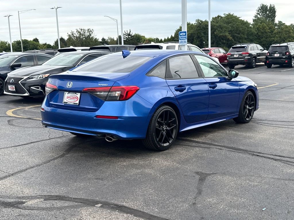 Used 2023 Honda Civic Sport image 11