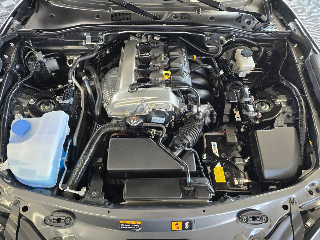 Used 2023 MAZDA MX-5 Miata Grand Touring RWD image 11