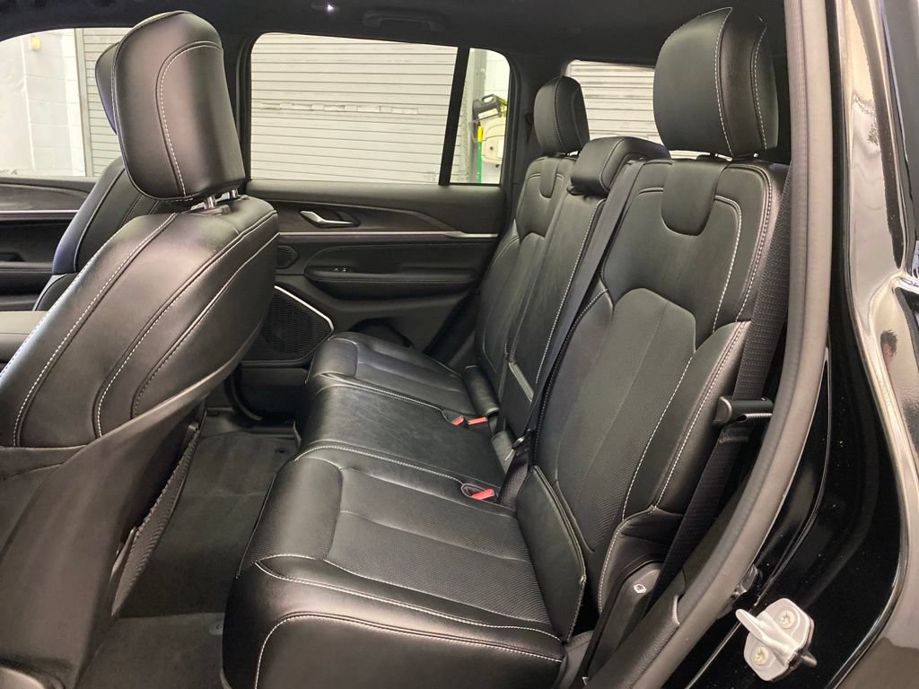 Certified 2026 Jeep Grand Cherokee Limited AWD/4WD image 22