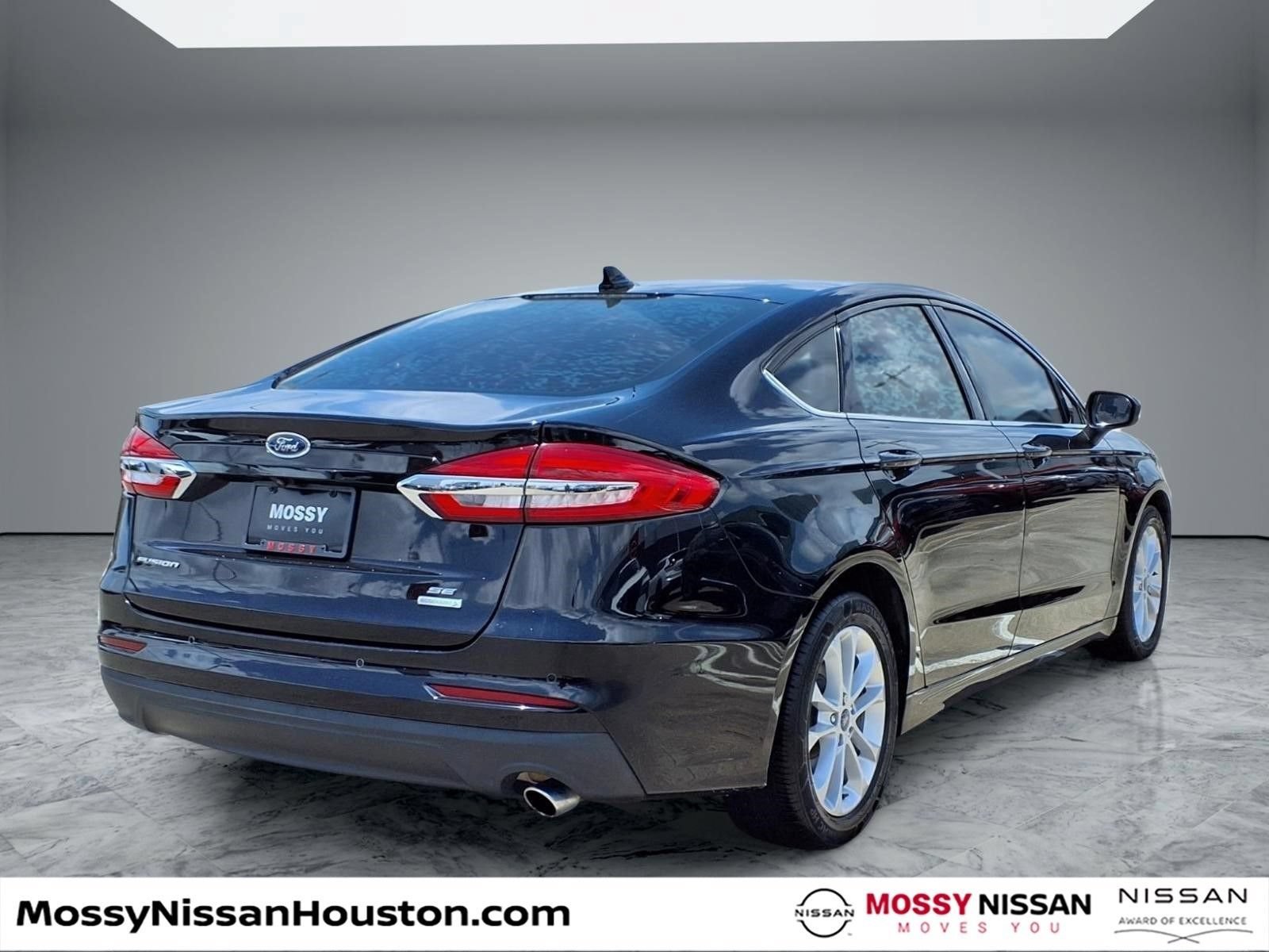 Used 2020 Ford Fusion SE FWD image 7