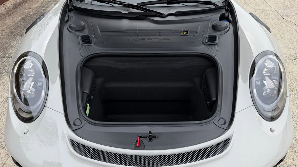 Used 2019 Porsche 911 GT3 RS image 9