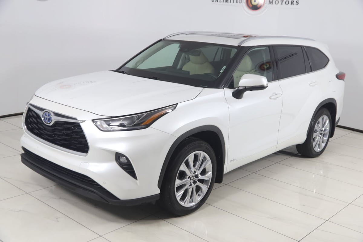Used 2023 Toyota Highlander Limited AWD/4WD image 45