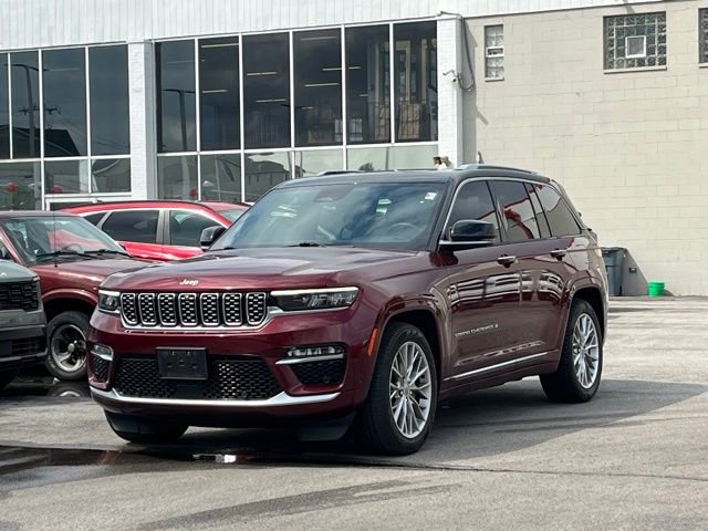 Used 2022 Jeep Grand Cherokee Summit AWD/4WD image 5
