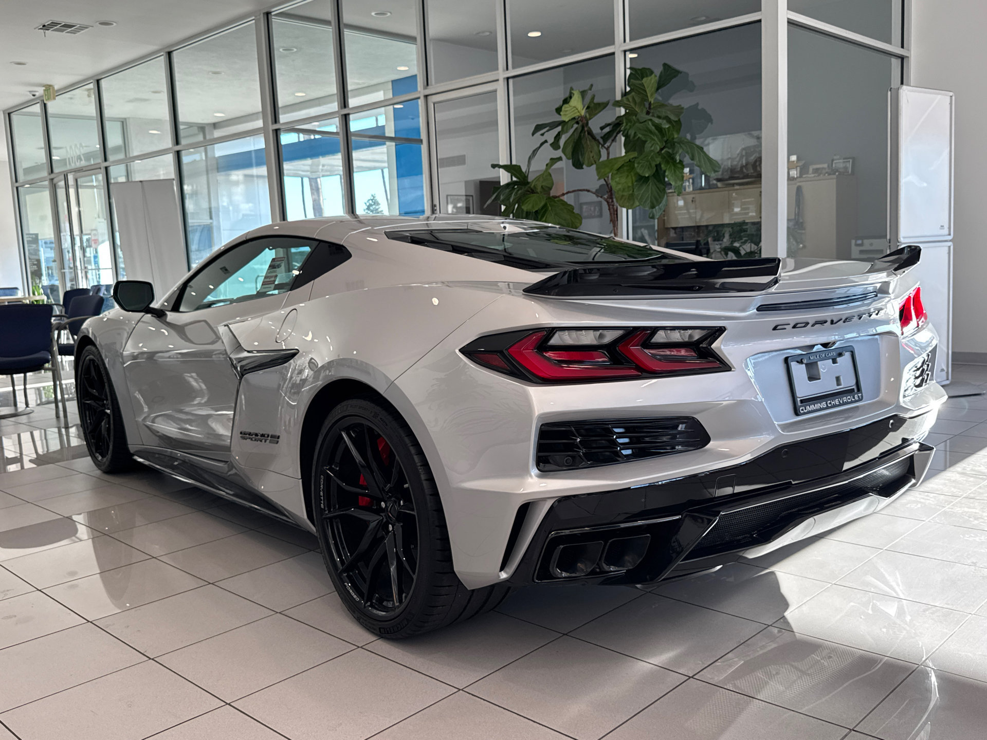 New 2027 Chevrolet Corvette Grand Sport w/ Z52 Sport Performance Package RWD image 8
