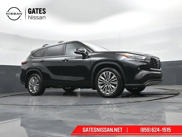 Used 2024 Toyota Highlander Platinum image 47